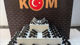 Uşak'ta Yolcu Otobüsünde 55 Ruhsatsız Tabanca Ele Geçirildi