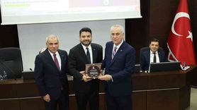 Adana Sanayi Odası 7 firmaya plaket verdi