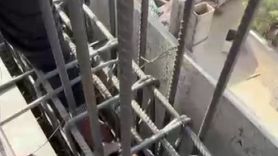 Adıyaman'da inşaatta sıkışan kedi beton dökümünden önce kurtarıldı