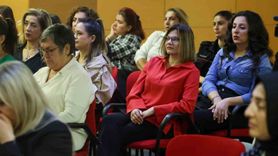 Antalya Büyükşehir Belediyesi'nde 'Aile İçi İletişim' eğitimi