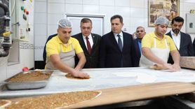 Antep lahmacunu AB tesciline uygun tarifle taş fırında pişirildi