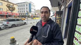 Arnavutköy'de Kaldırıma Çıkan Araç Tehlike Yarattı