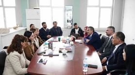 Bakan Yusuf Tekin, Çınar’daki Yuvacık İlkokulunu Ziyaret Etti