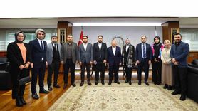 Başkan Büyükkılıç, Hacılar’ın ilk kadın ilçe başkanı Fazilet Kahraman ve yönetimini ağırladı