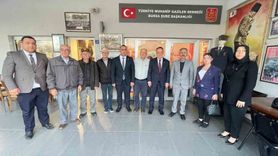 BBP heyeti Bursa'da şehit ve gazi aileleri derneklerini ziyaret etti