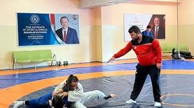 Bilecik’te Judo Gençler İl Şampiyonası İstasyon Spor Salonu’nda Düzenlendi