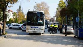 Bilecik'te Trafik Tartışmaları: Umre Uğurlama Programı Nedeniyle Caddeler Kapandı