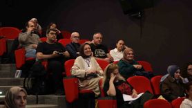 Büyükşehir Akademi’de Felsefe Atölyesi yoğun katılımla başladı