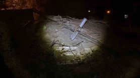 Çorum Sungurlu'da iki katlı metruk ev çöktü