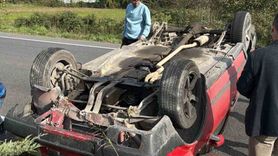 Düz yolda kontrolü kaybeden otomobil takla attı: 1 yaralı
