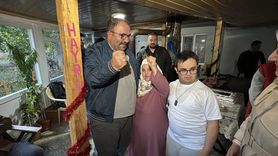 Erzincan'da Down Sendromlu Sümeyra'ya Doğum Günü Sürprizi