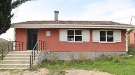 Eski okul binası Tekkiraz Mahallesi Mahalle Konağına dönüştürüldü