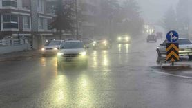 Eskişehir'de Sabah Sisleri Kent Merkezinde İlginç Görüntüler Oluşturdu