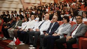 ESOGÜ Diş Hekimliği'nde 1. Sınıf Öğrencileri Beyaz Önlüklerini Giydi