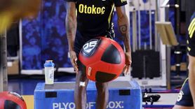 Fenerbahçe salonda hazırlıklarını sürdürdü