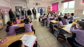 Gediz’de İhtiyaç Sahibi 987 Öğrenciye Kışlık Bot Desteği