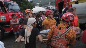 Kalmaegi Tayfunu Filipinler'i Vurdu: İki Can Gitti