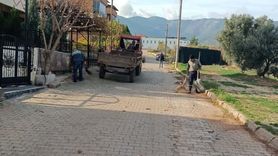 Karacasu'da çevre temizliği sürüyor