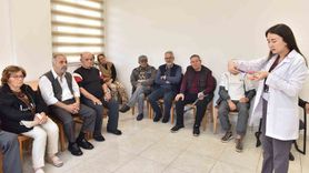 Kepez Belediyesi Şefkat Huzurevi’nde ağız ve diş sağlığı taraması yaptı