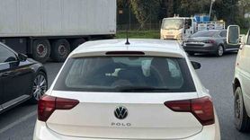 Kocaeli'de Otomobil ve Okul Servisi Çarpıştı: 1 Yaralı