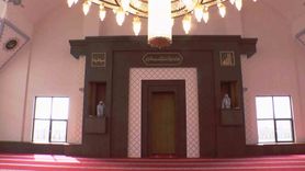 Kocasinan’da camilerde aylık temizlik ve gül suyu uygulaması