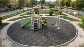 Mersin Akdeniz’de parklar kapsamlı yenileme sürecinde