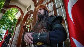 Osman Gazi Türbesi'nde 5 Yıl Süren Saygı Nöbeti