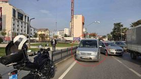 Samsun'da ana yola park eden sürücü 'Bana ceza yazmıyorlar' diyerek iki ceza aldı