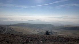 Sivas’ı Beyaz Sis Sardı: Merakum Tepesi’nden Kartpostallık Manzaralar