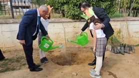 Sultanhisar'da öğrenciler 11 Kasım'da fidan dikti