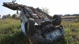 Trenin Çarptığı Kamyonet Paramparça Oldu