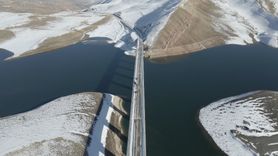 Turnaçayırı Barajı'nda kartpostallık kış manzarası