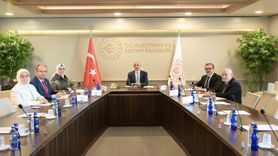 Uraloğlu: Gençlerin dijital dünyada güvenliği için adımlar