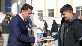 Vali Şefik Aygöl, Tunceli'de Öğrencilerle Buluştu