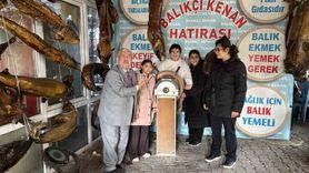 3 Aralık'ta Özel Gereksinimli Bireyler Türkiye Deniz Canlıları Müzesi'ni Gezdi