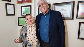 85 yaşındaki kadın Almanya’da çözülemeyen bel çatlağını Adana’da microcerrahiyle aştı