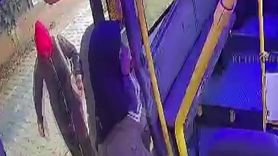 Adana'da misafir kılığına giren iki kadın 700 bin TL'lik vurgunla tutuklandı