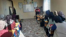 Afyonkarahisar'da kadın çiftçilere yönelik eğitimler devam ediyor