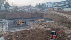 Antakya Belediyesi yeni hizmet binası inşaatını hızla sürdürüyor