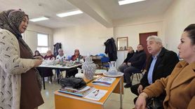 Aslanapa'da Seramik Biçimlendirme (Çini) Kursuna Yoğun İlgi