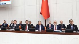 Bakan Işıkhan: Asgari ücret enflasyon ve istihdam gözetilerek belirlenecek