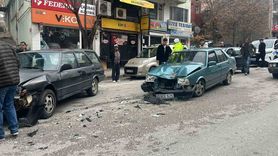 Burdur'da iki Tofaş çarpıştı: 1 yaralı