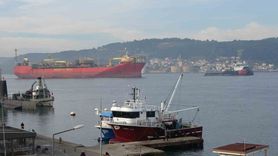 Çanakkale Boğazı'ndan 'GRYPHON A' adlı FPSO geçişi