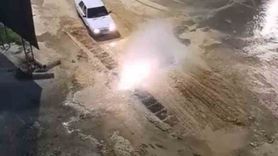 Çerkezköy'de patlayan su borası, sürücünün 'araç yıkama' anına neden oldu