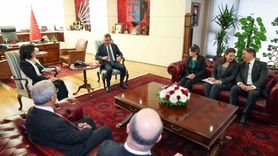 DEM Parti İmralı Heyeti CHP Genel Başkanı Özgür Özel’i ziyaret etti