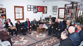 Denizli'de Münevver Yardım ile yıllar sonra duygusal buluşma