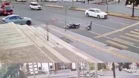 Diyarbakır'da Mevlana Halit Caddesi'nde motosiklet çarpması: 2 yaralı