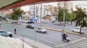 Diyarbakır'da yolun karşısına geçmeye çalışan kadına motosiklet çarptı: 2 yaralı