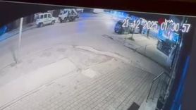 Düzce'de park halindeki araca çarpan otomobildeki 4 kişi yara almadan kurtuldu