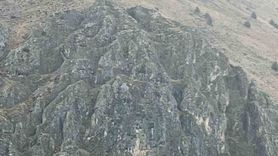 Erzincan Tatlısu'da Kayalıklarda Sıkışan 10 Keçi İçin Kurtarma Başlatıldı